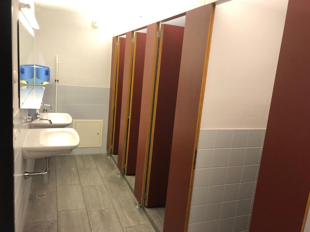 Baden Youth Hostel Buitenkant foto