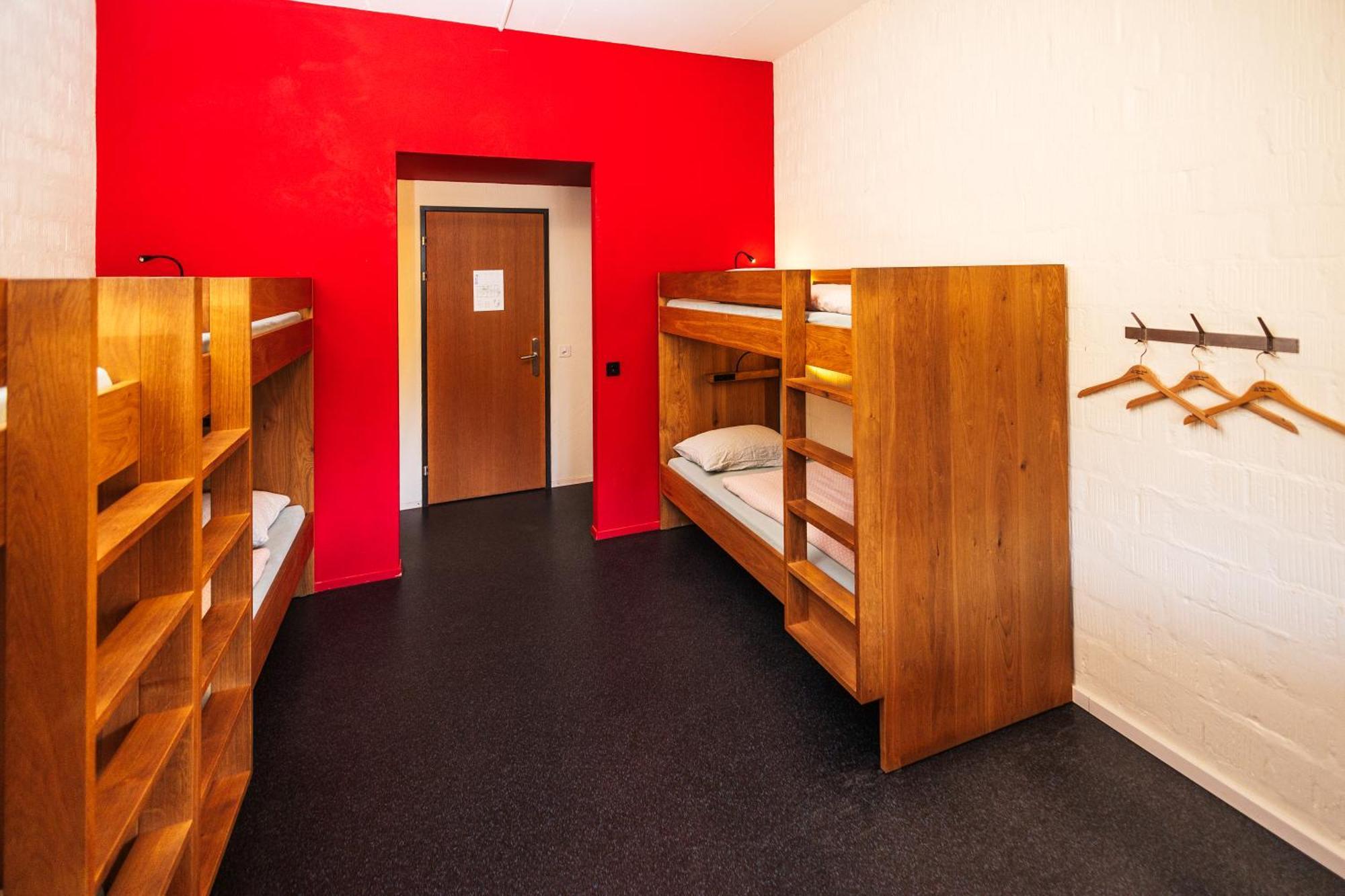 Baden Youth Hostel Buitenkant foto